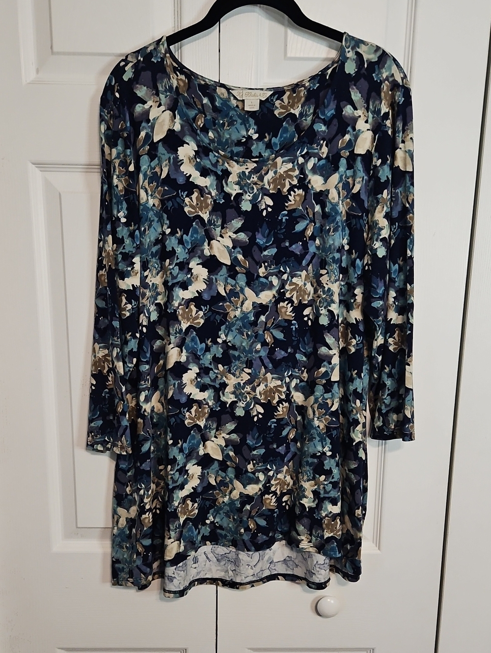 Floral Navy & Blue 3/4 Sleeve Tunic